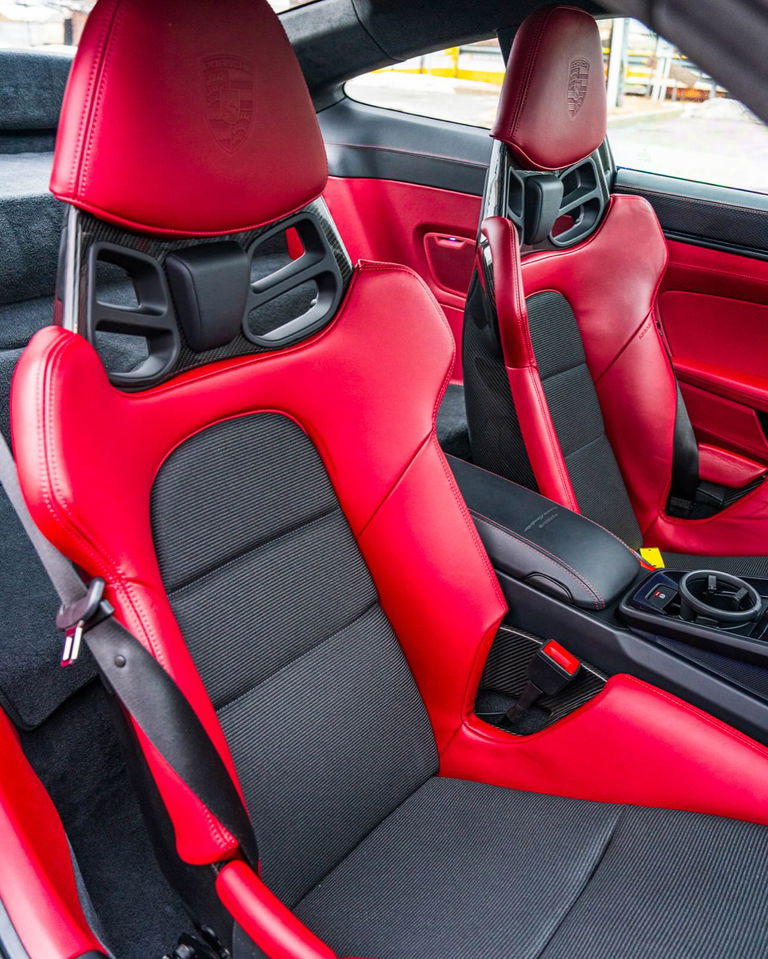 Porsche 992 GT3 Touring