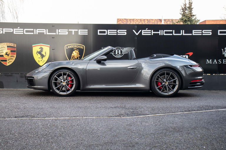 Porsche 992 Carrera 4S