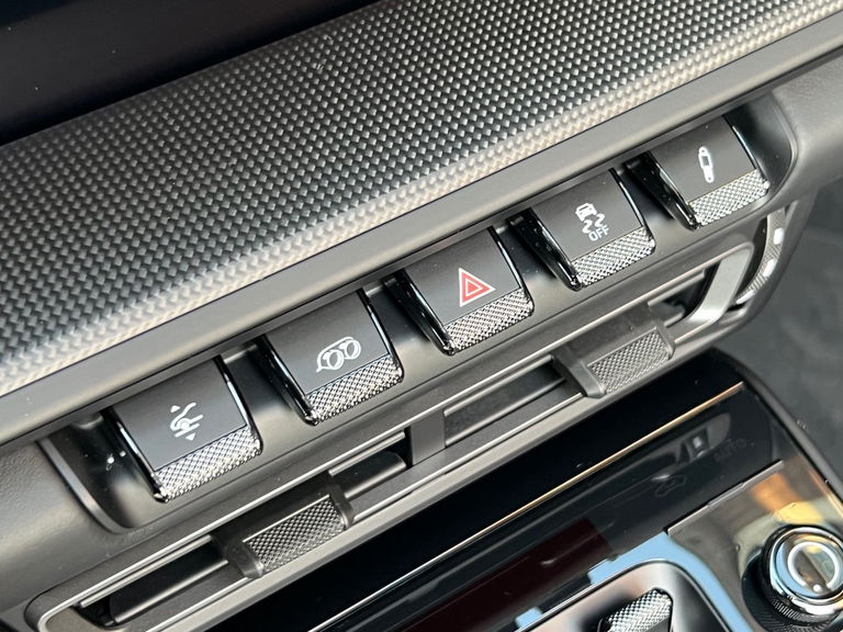 Porsche 992 Carrera 4 GTS