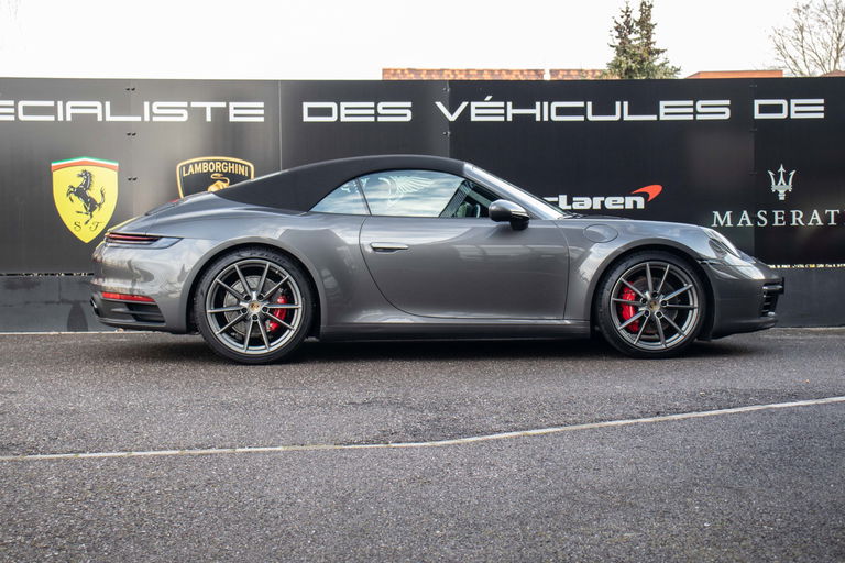 Porsche 992 Carrera 4S