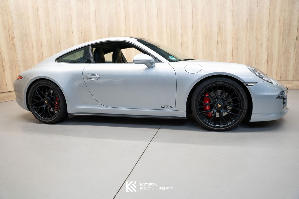 Porsche 991 Carrera GTS
