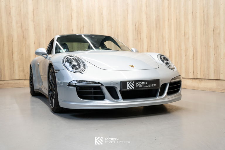 Porsche 991 Carrera GTS