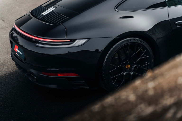 Porsche 992 Carrera GTS