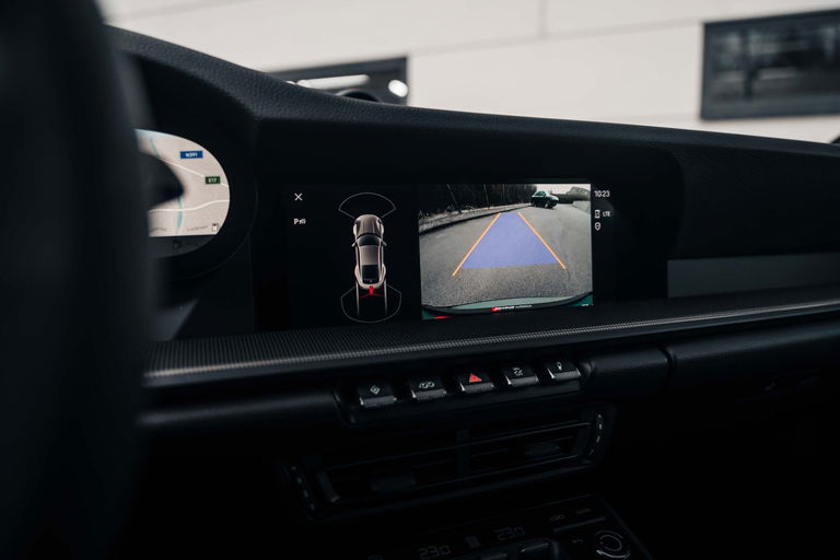 Porsche 992 Carrera GTS