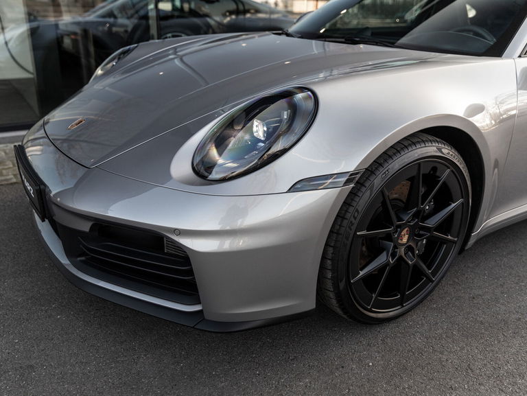 Porsche 992.2 Carrera