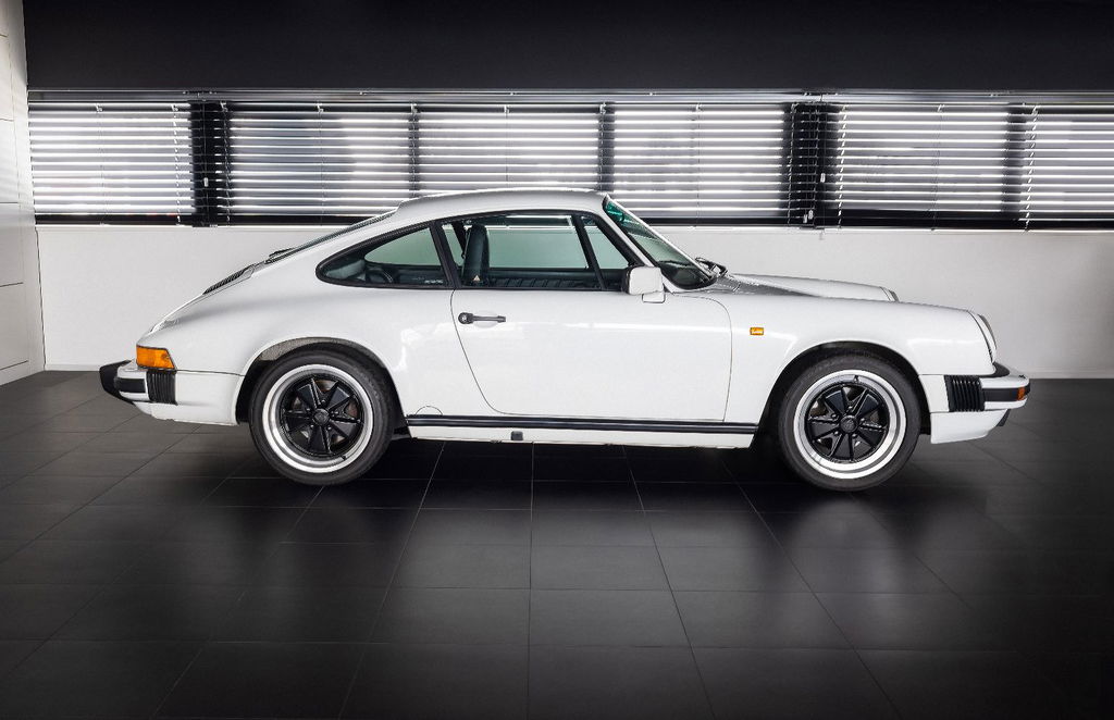 Porsche 911 Carrera 3.2