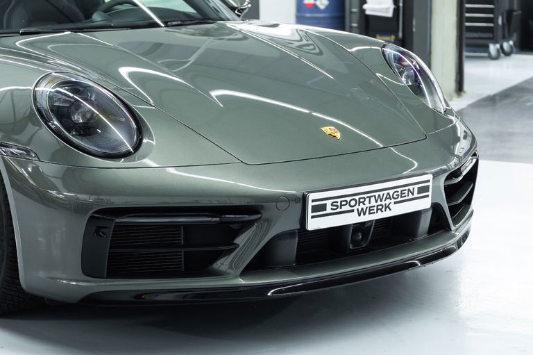 Porsche 992 Carrera 4S