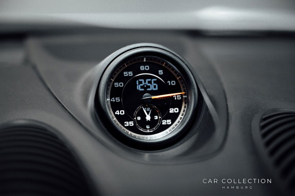 Porsche 718 Cayman GT4