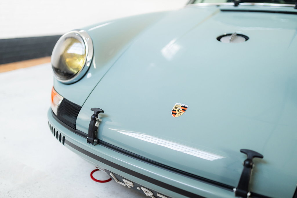 Porsche 911 Backdate