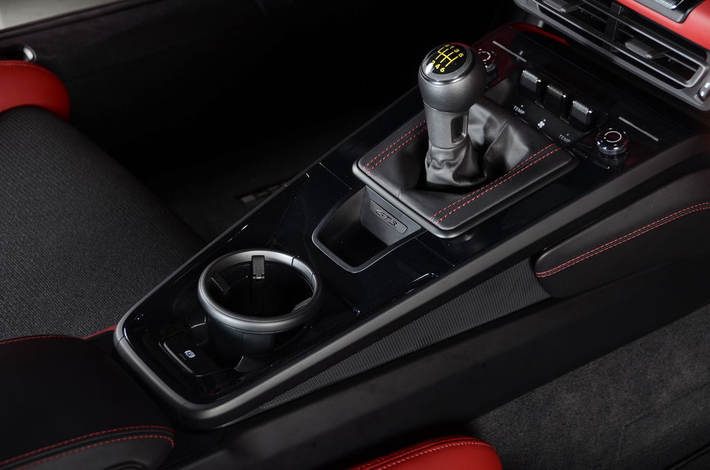 Porsche 992 GT3 Touring