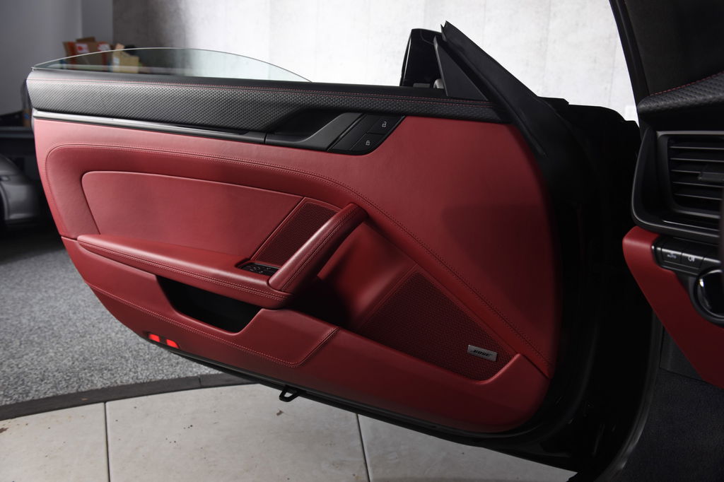 Porsche 992 GT3 Touring