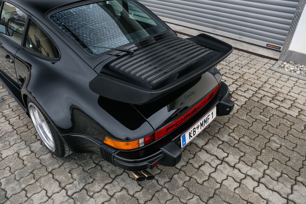 Porsche 911 Turbo Flachbau