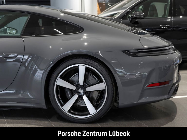 Porsche 992.2 Carrera