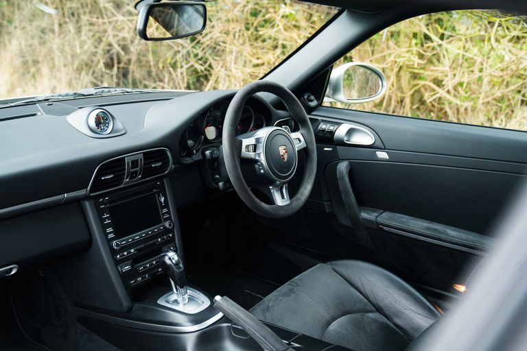 Porsche 997.2 Carrera GTS