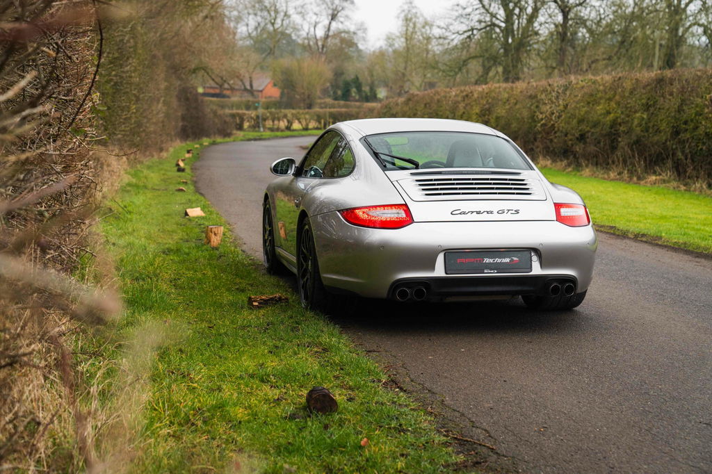 Porsche 997.2 Carrera GTS