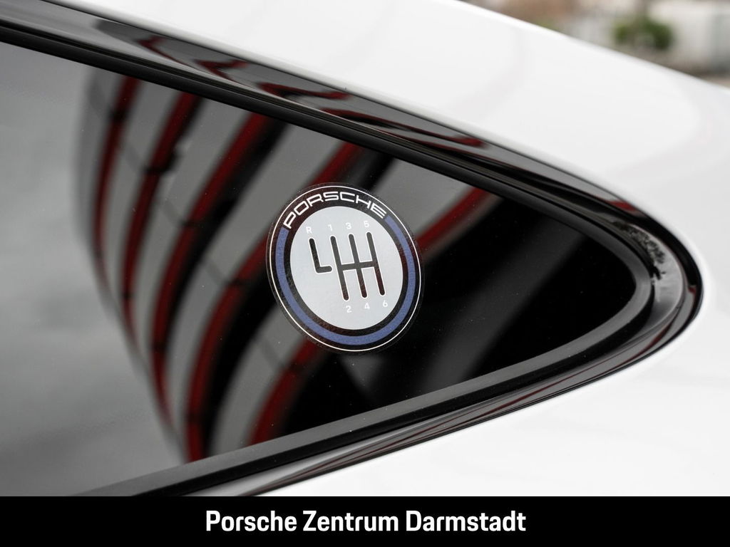 Porsche 992.2 Carrera T