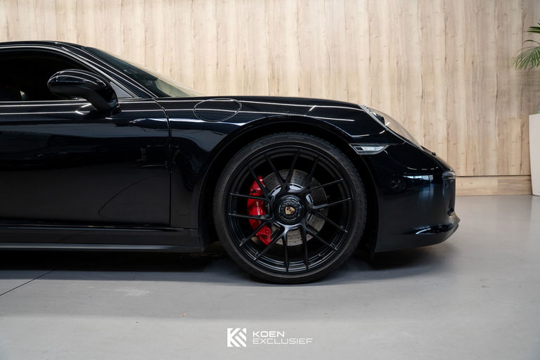 Porsche 991.2 Carrera 4 GTS