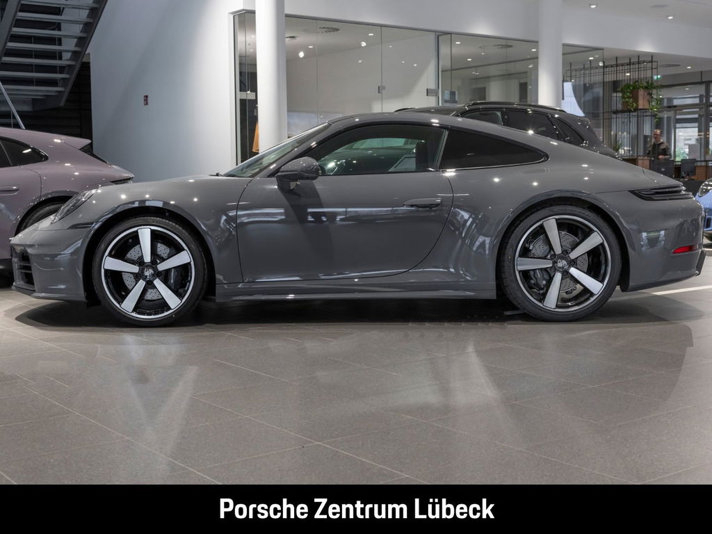 Porsche 992.2 Carrera