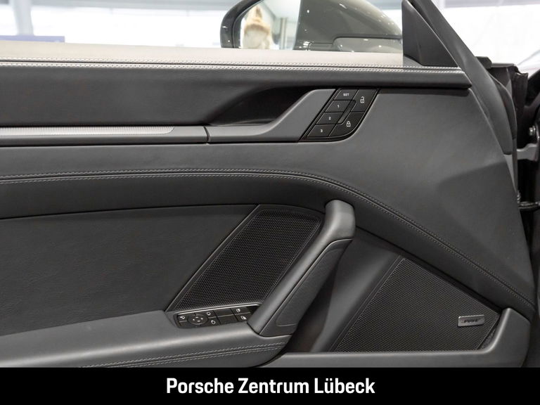 Porsche 992.2 Carrera