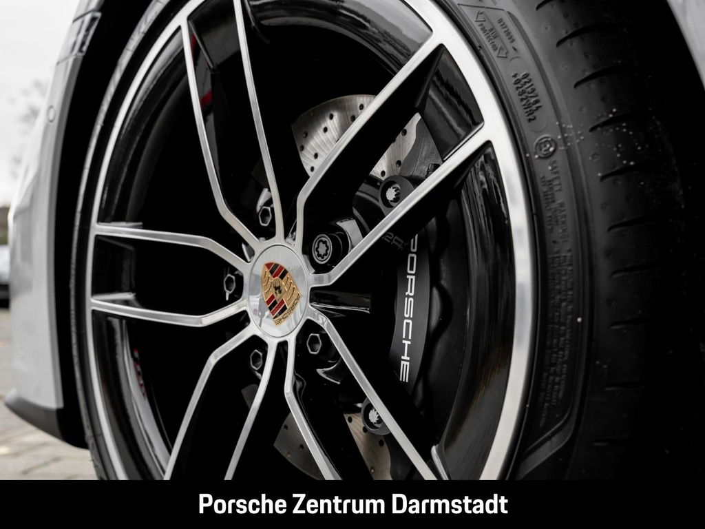 Porsche 992.2 Carrera