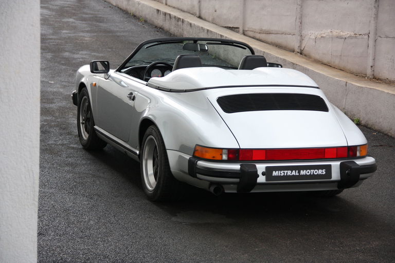 Porsche 911 Carrera 3.2 Speedster