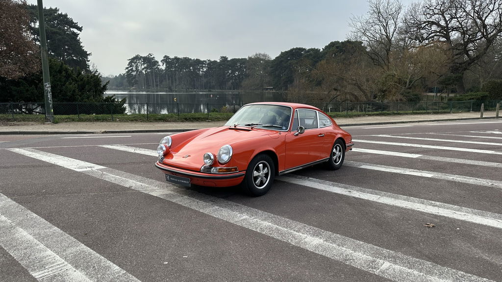 Porsche 911 E