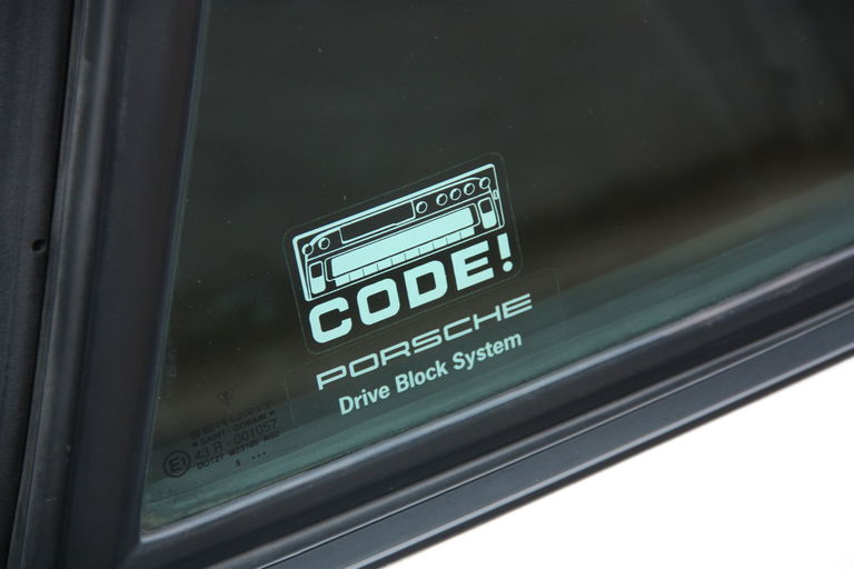 Porsche 993 Carrera 4S