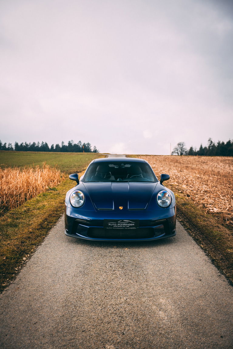 Porsche 992 GT3 Touring