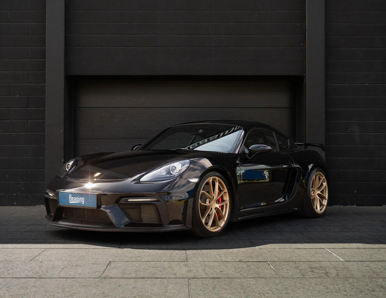 Porsche 718 Cayman GT4
