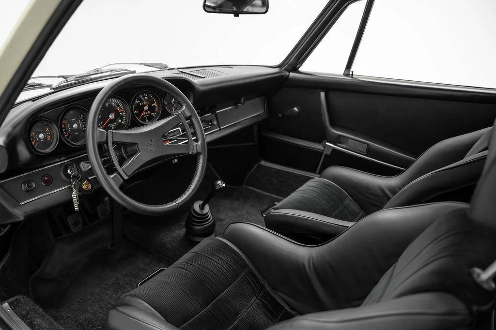 Porsche 911 Carrera RS