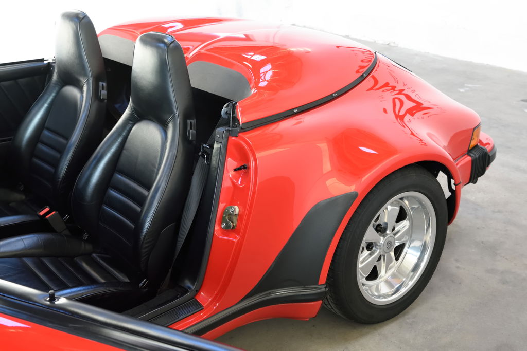 Porsche 911 Carrera 3.2 Speedster