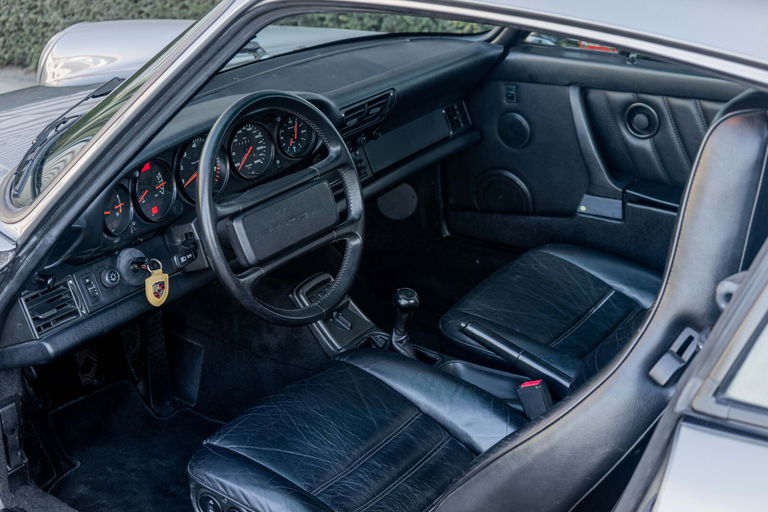 Porsche 964 Carrera 2