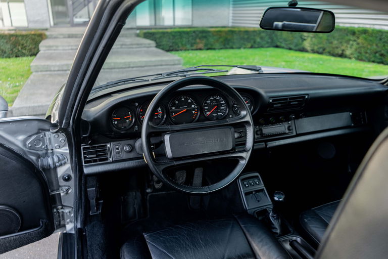 Porsche 964 Carrera 2