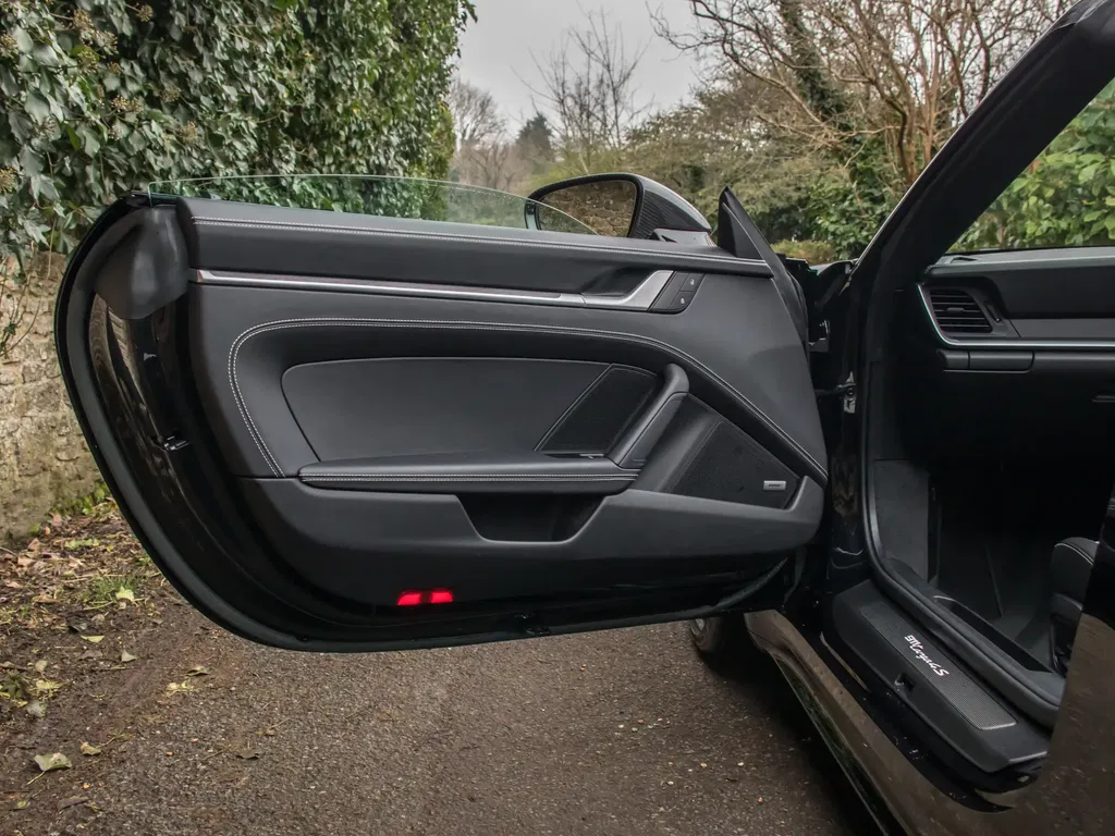 Porsche 992 Targa 4S