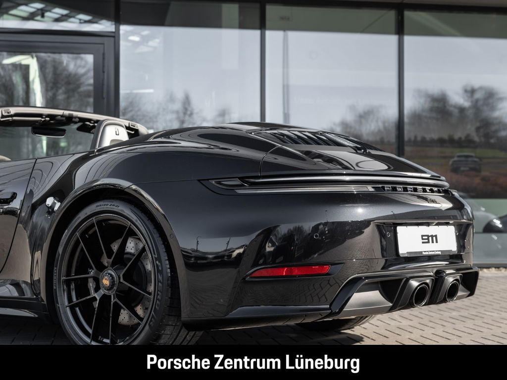 Porsche 992.2 Carrera GTS