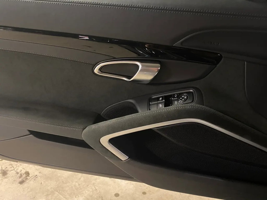 Porsche 718 Cayman GTS 4.0