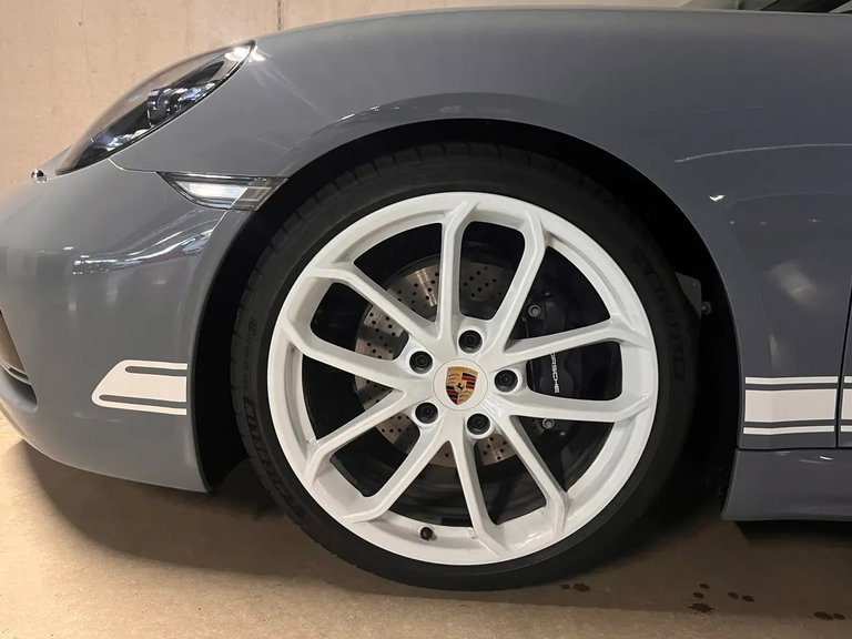 Porsche 718 Boxster Style Edition
