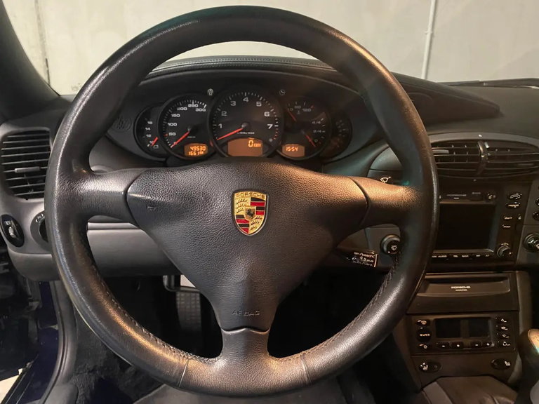 Porsche 996 Carrera