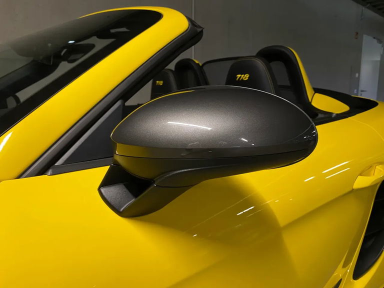 Porsche 718 Boxster T