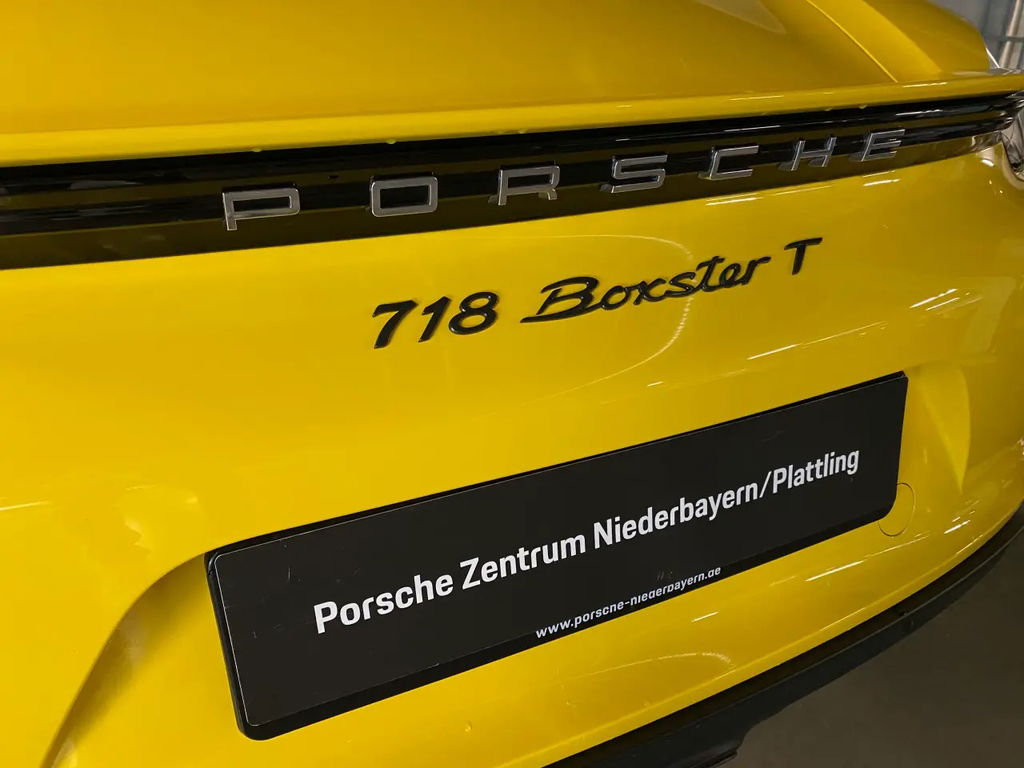 Porsche 718 Boxster T