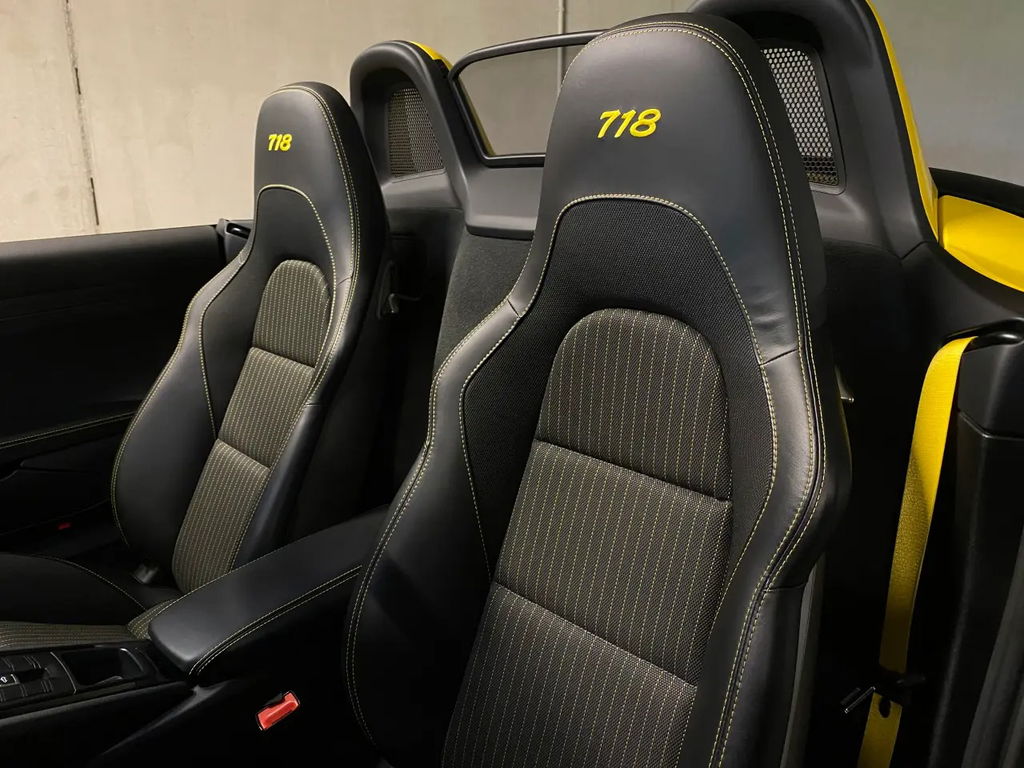 Porsche 718 Boxster T