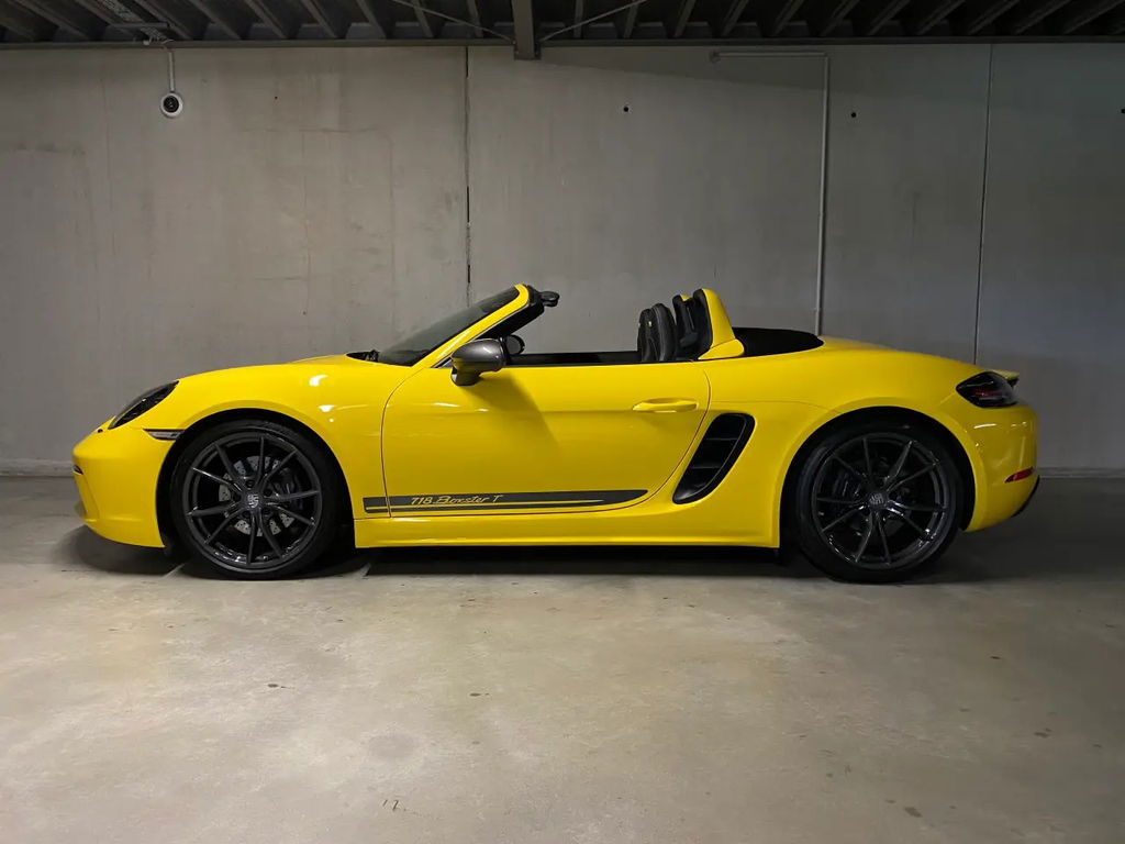 Porsche 718 Boxster T