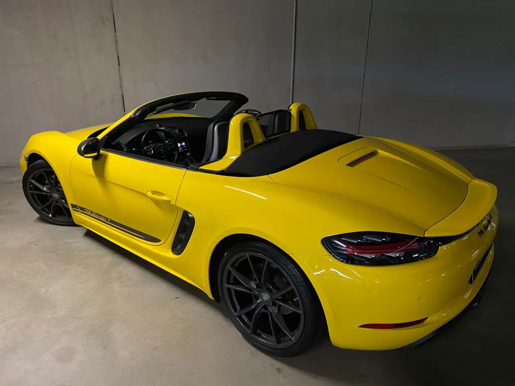 Porsche 718 Boxster T