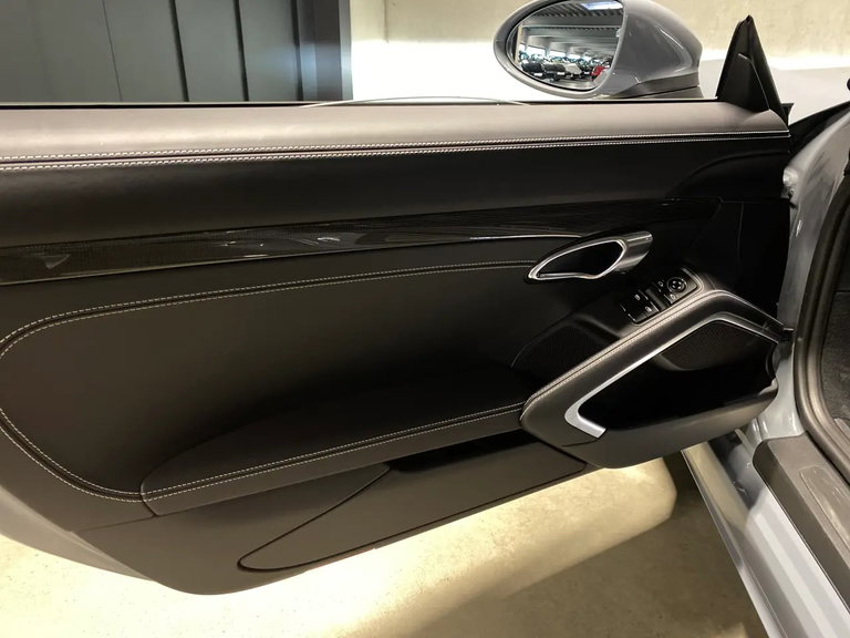 Porsche 718 Boxster Style Edition