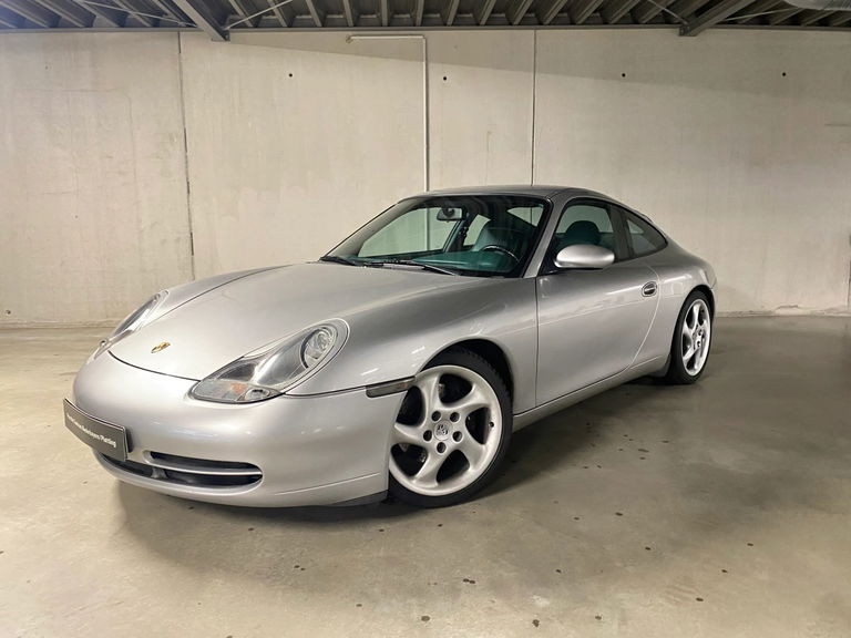Porsche 996 Carrera