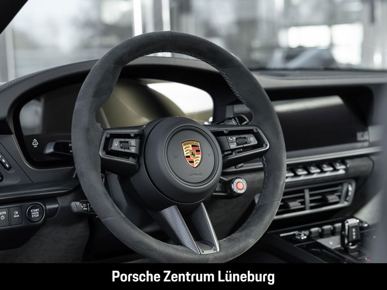 Porsche 992.2 Carrera GTS