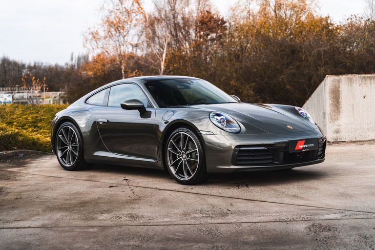 Porsche 992 Carrera