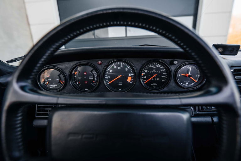 Porsche 911 Carrera 3.2