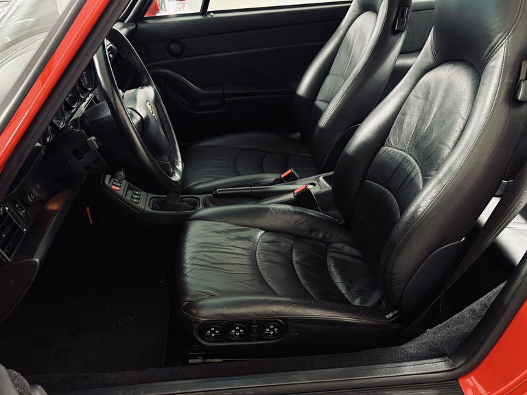 Porsche 993 Carrera 4S
