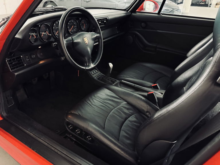 Porsche 993 Carrera 4S